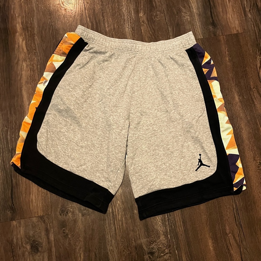 JORDAN brand MENS BASKETBALL shorts size XL